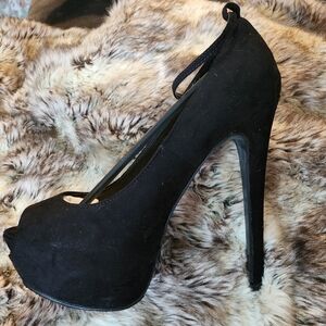 Breckelle Elegant Black Peep-Toe Stiletto Heels